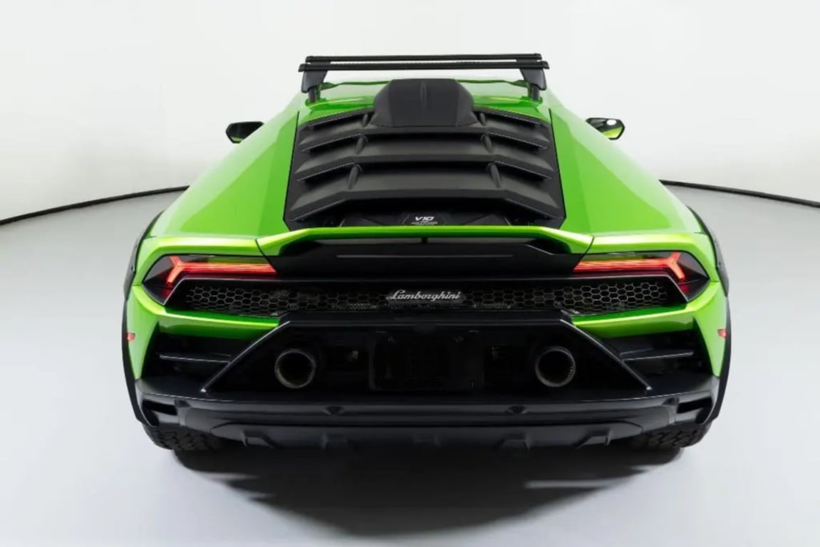2024 Lamborghini Huracan Sterrato photo 21 of 22
