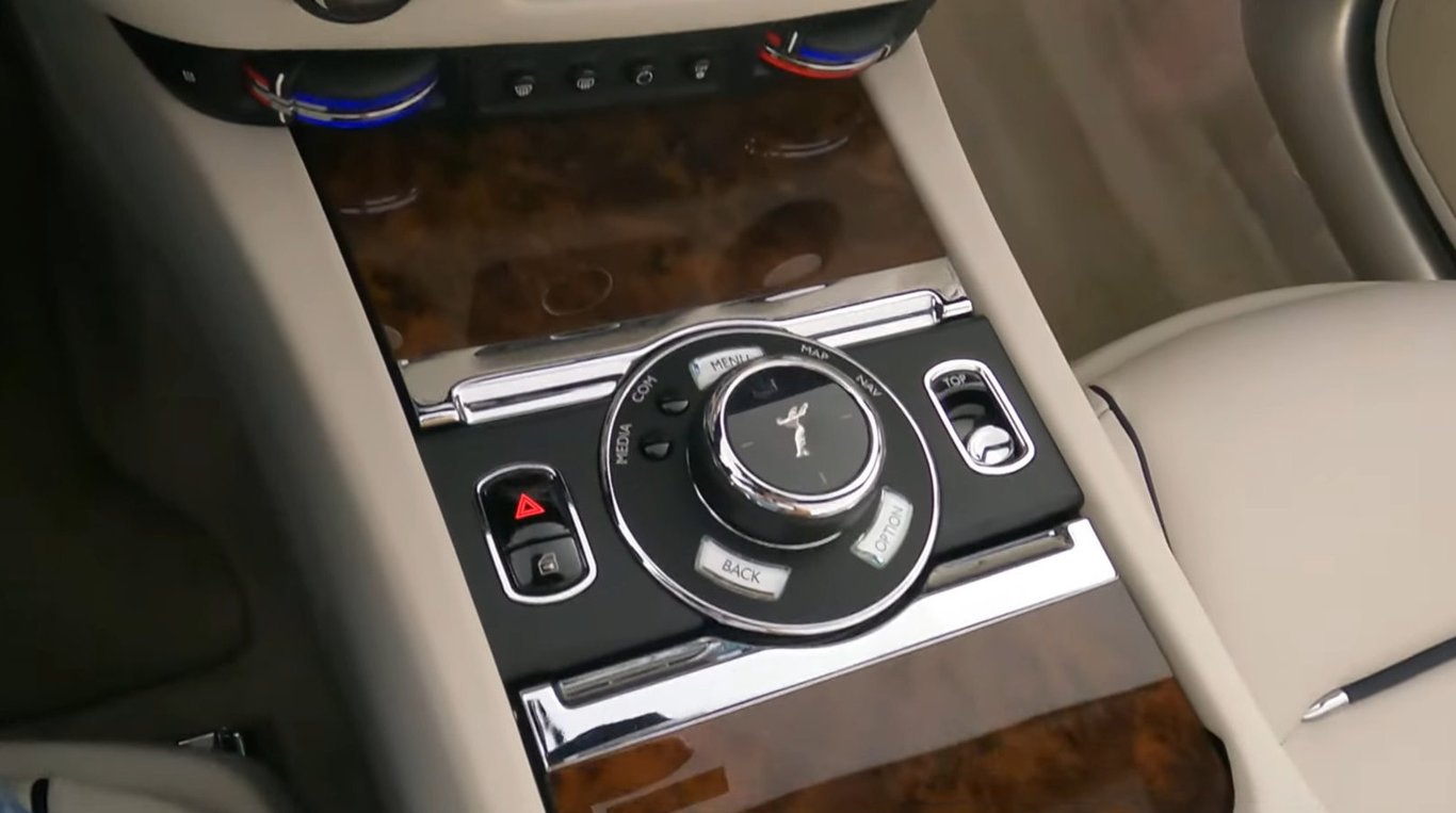 2019 Rolls-Royce Dawn photo 26 of 31