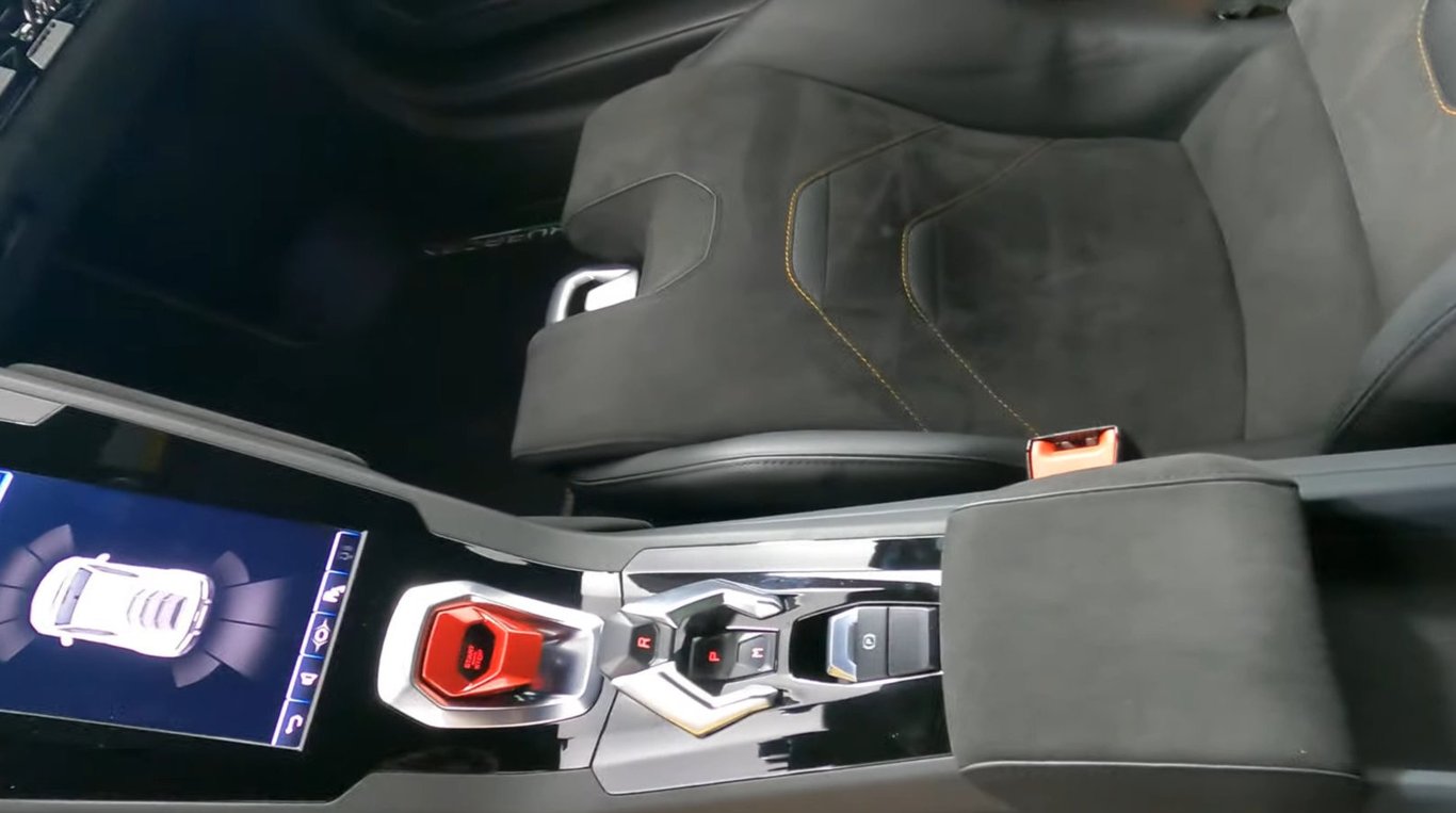 2020 Lamborghini Huracan EVO GT Celebtration photo 17 of 23
