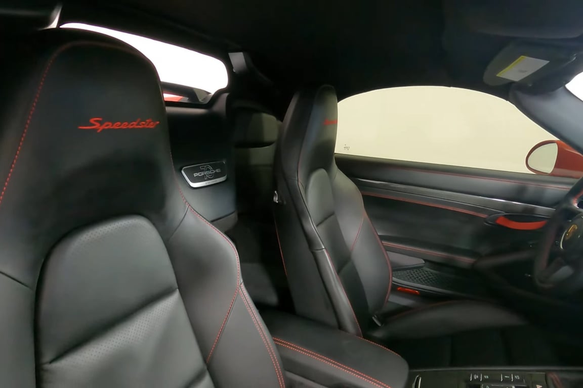 2019 Porsche 911 Speedster photo 17 of 21