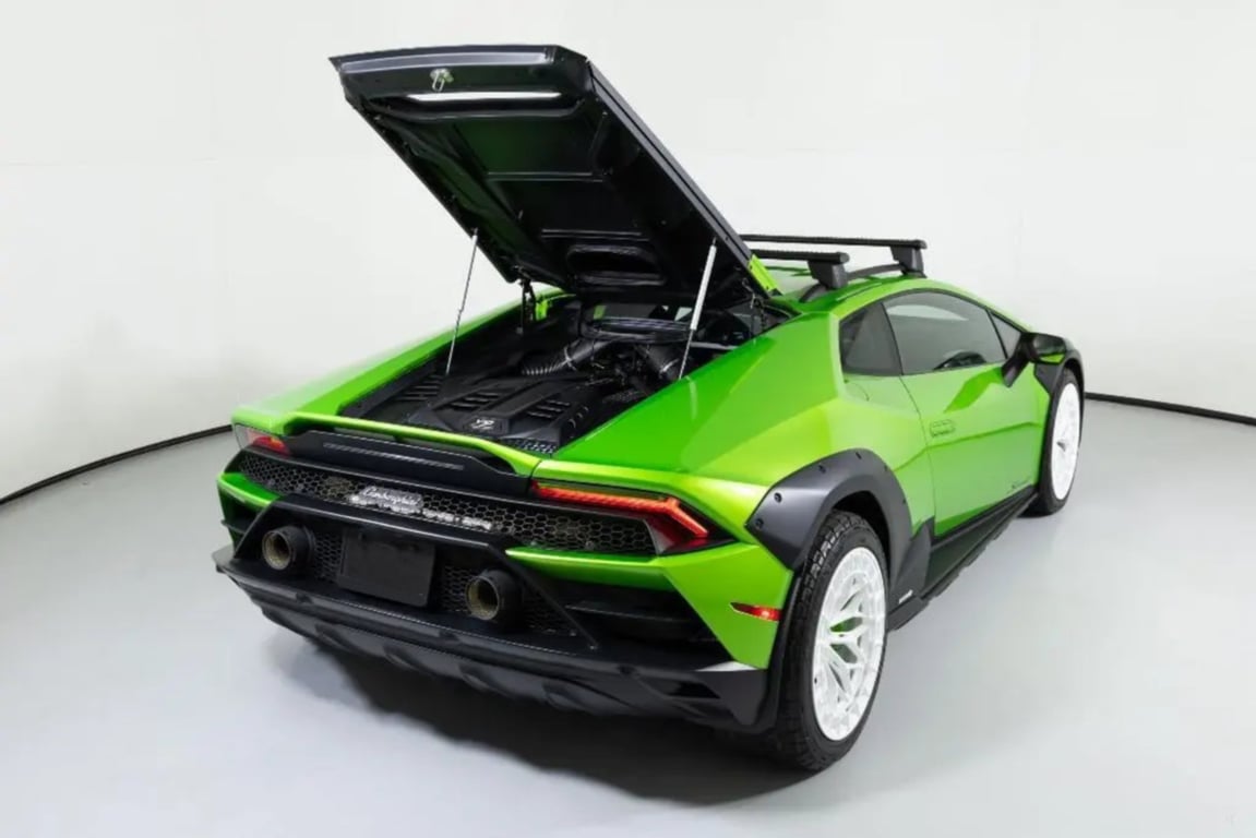 2024 Lamborghini Huracan Sterrato photo 20 of 22
