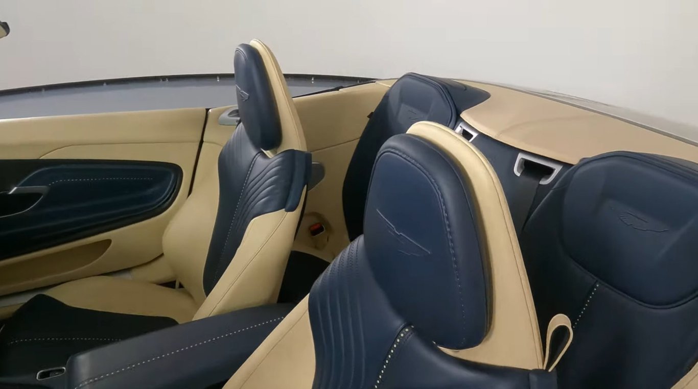 2019 Aston Martin DB11 Volante photo 19 of 33