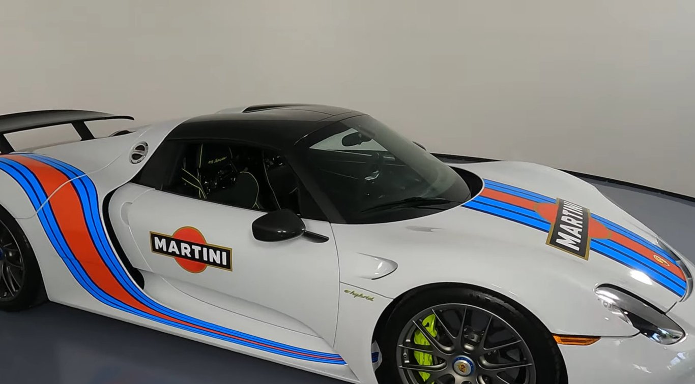 2015 Porsche 918 Spyder Weissach photo 3 of 28