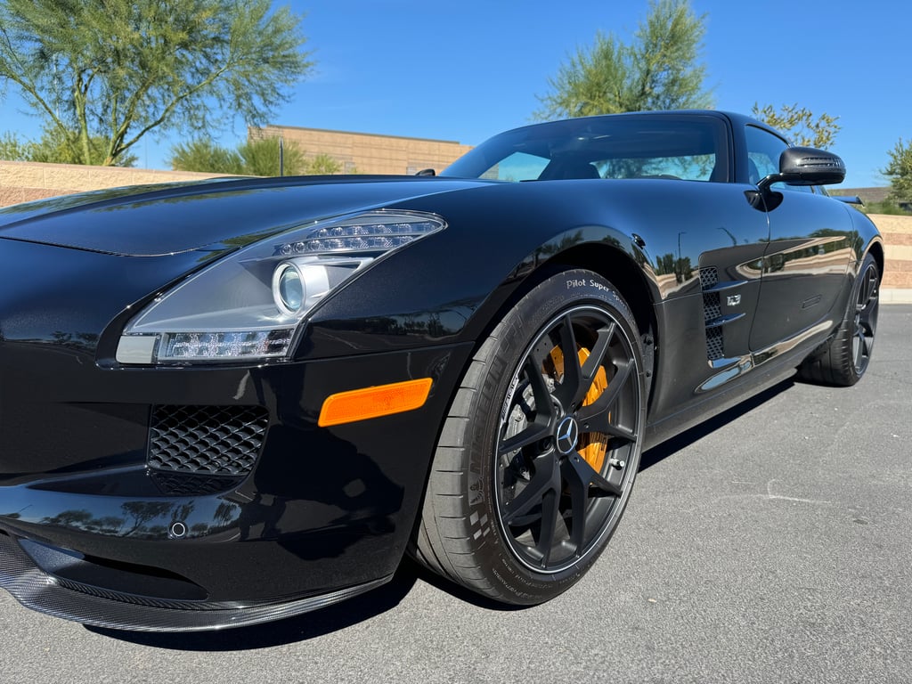 2015 Mercedes-Benz SLS-Class SLS AMG GT Final Edition photo 8 of 49