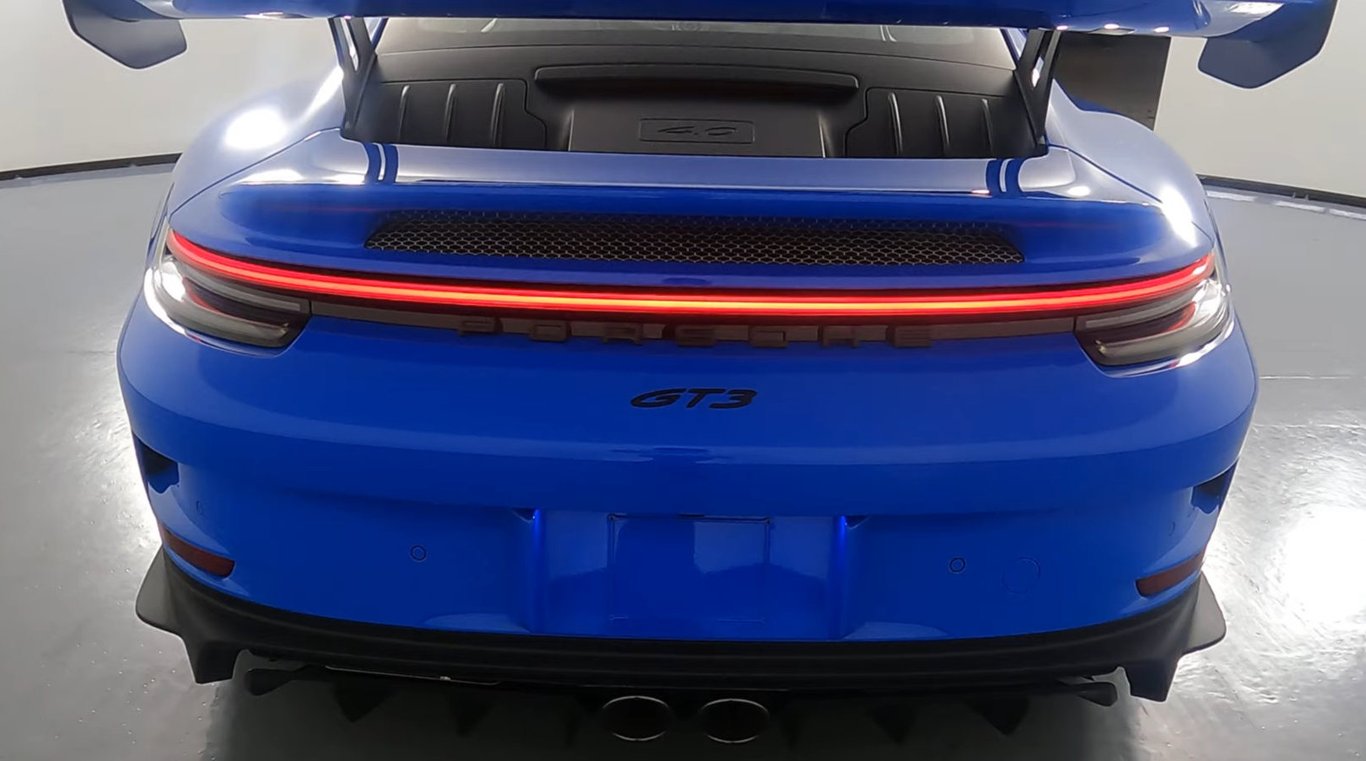2022 Porsche 911 GT3 photo 16 of 26