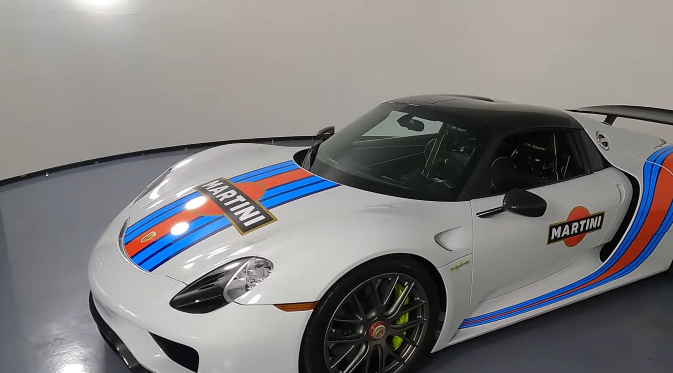 2015 Porsche 918 Spyder Weissach photo 7 of 28