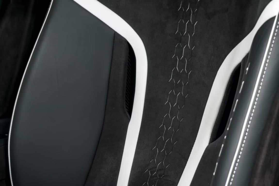 2023 Lamborghini Huracan Tecnica photo 11 of 55