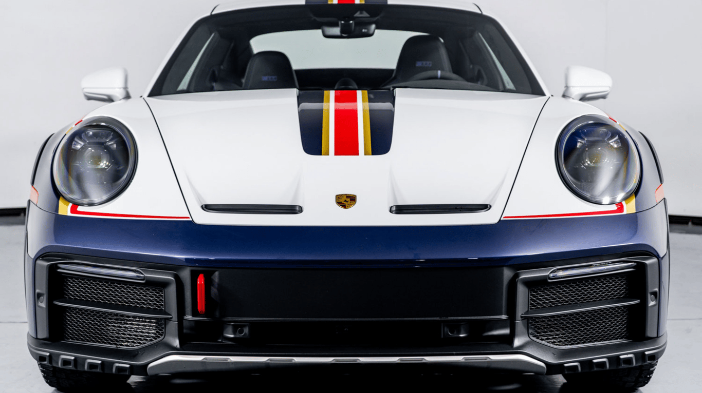 2024 Porsche 911 Dakar, photo 1 of 8