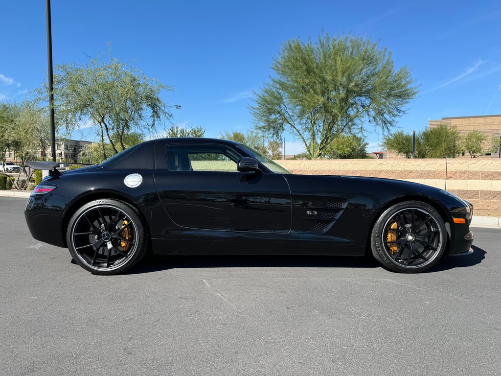2015 Mercedes-Benz SLS-Class SLS AMG GT Final Edition photo 20 of 49