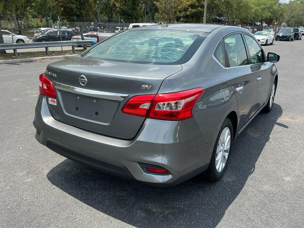 2017 NISSAN Sentra SV photo 3 of 9