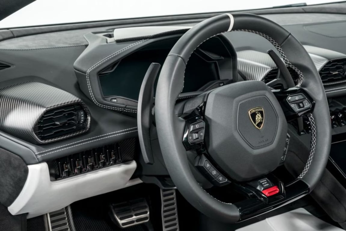 2023 Lamborghini Huracan Tecnica photo 30 of 55
