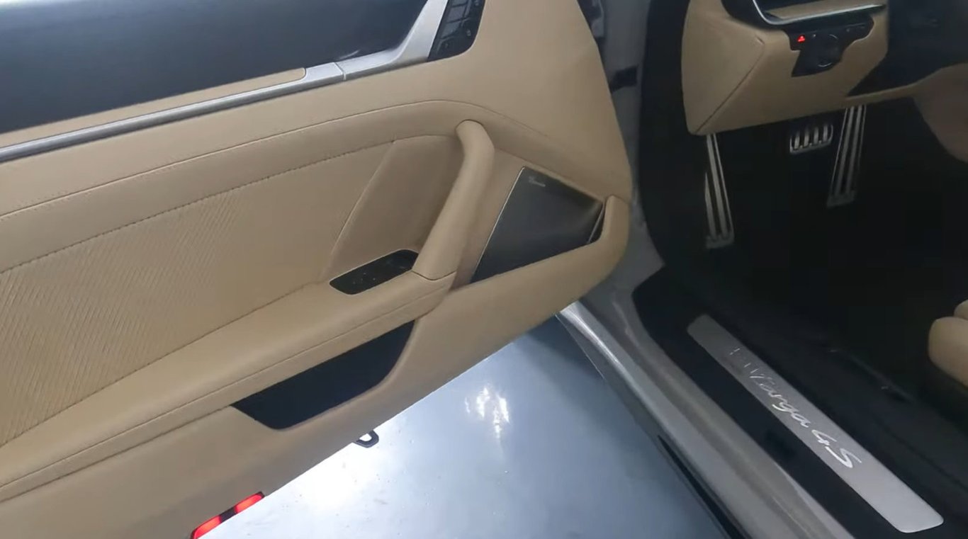 2021 Porsche 911 Targa 4S Heritage Edition photo 17 of 29