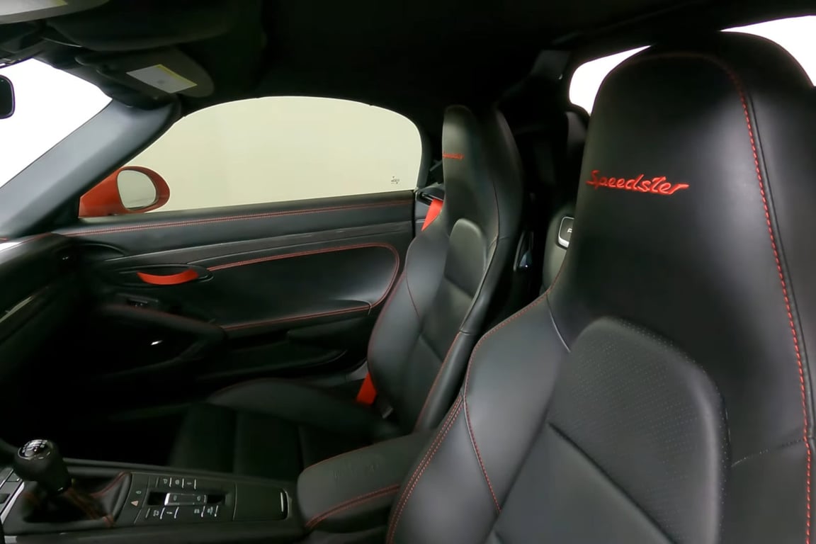 2019 Porsche 911 Speedster photo 14 of 21