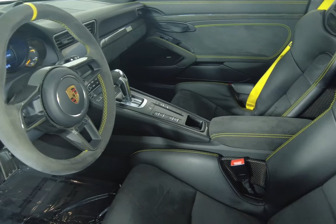2019 Porsche 911 GT2 RS photo 15 of 29