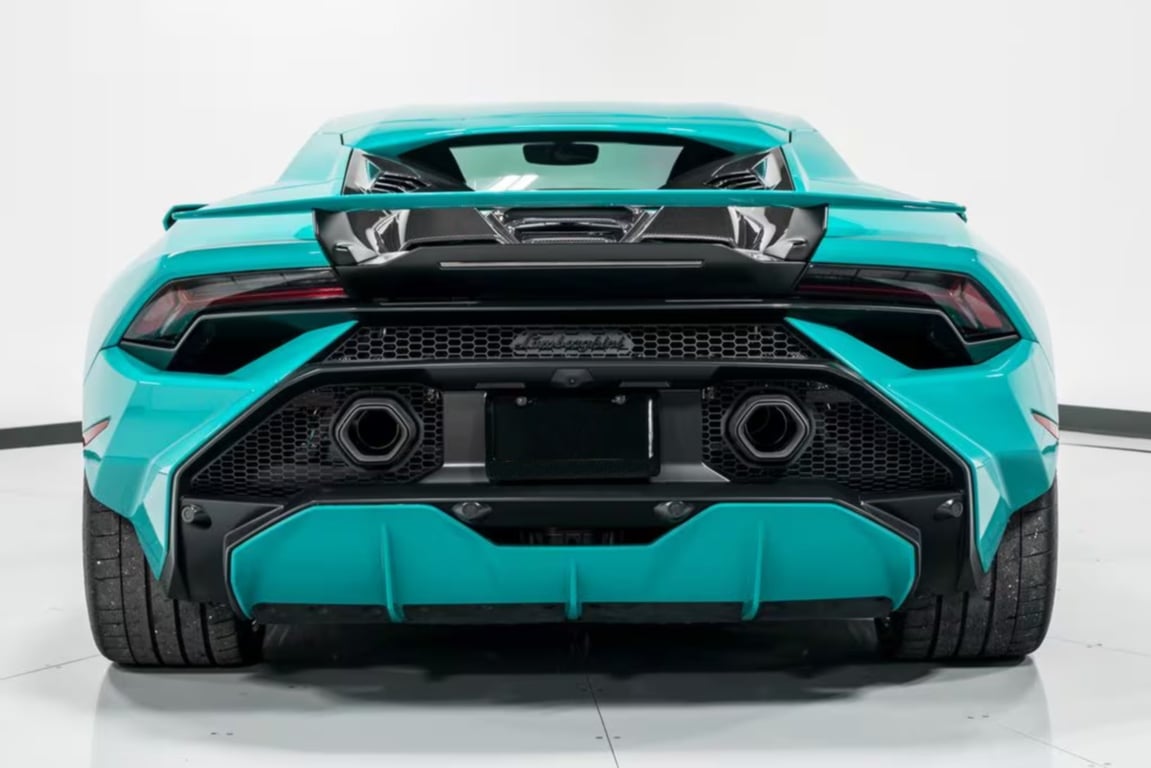 2023 Lamborghini Huracan Tecnica photo 14 of 55