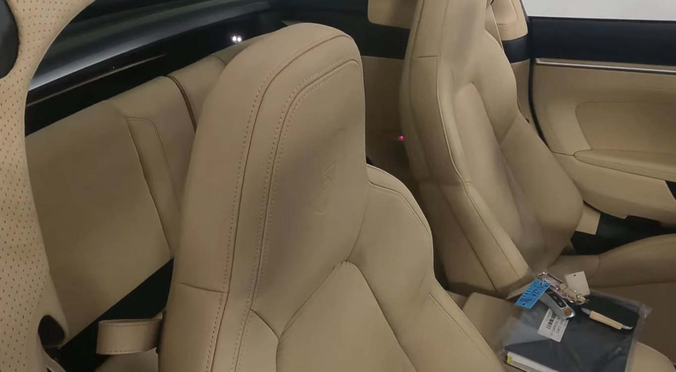 2021 Porsche 911 Targa 4S Heritage Edition photo 18 of 29