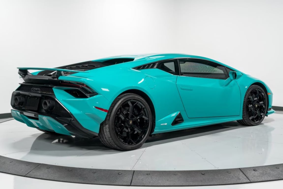 2023 Lamborghini Huracan Tecnica photo 40 of 55