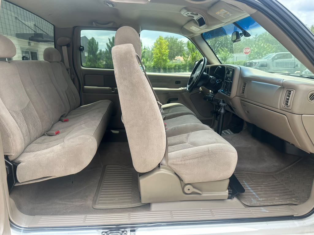 2003 CHEVROLET Silverado 2500 HD LT photo 8 of 11