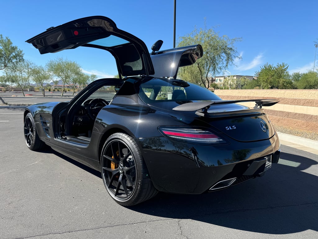 2015 Mercedes-Benz SLS-Class SLS AMG GT Final Edition photo 5 of 49