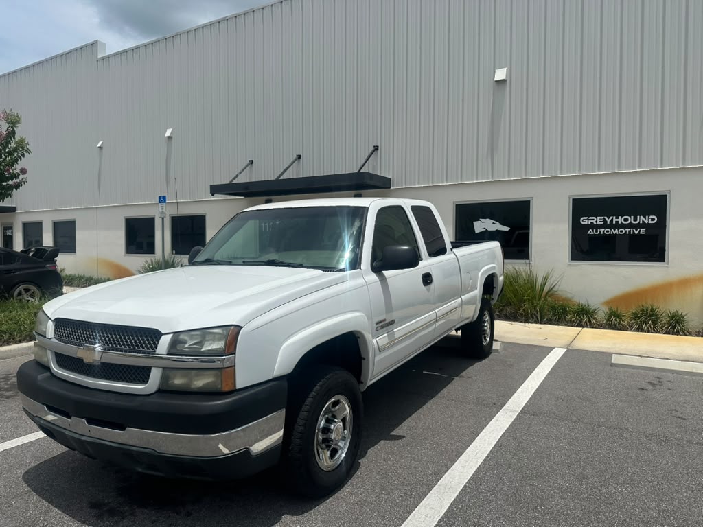 2003 CHEVROLET Silverado 2500 HD LT — photo 1 of 11