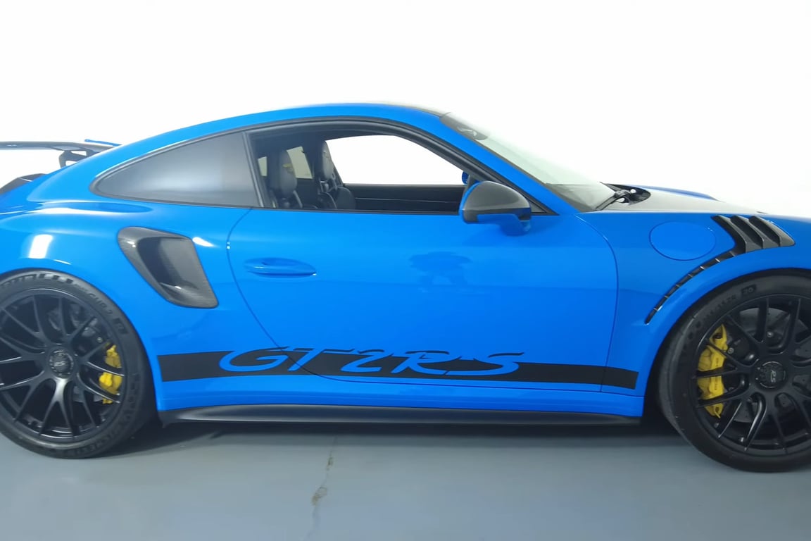 2019 Porsche 911 GT2 RS photo 13 of 29