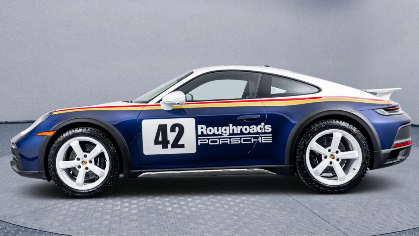 2024 Porsche 911 Dakar photo 5 of 8