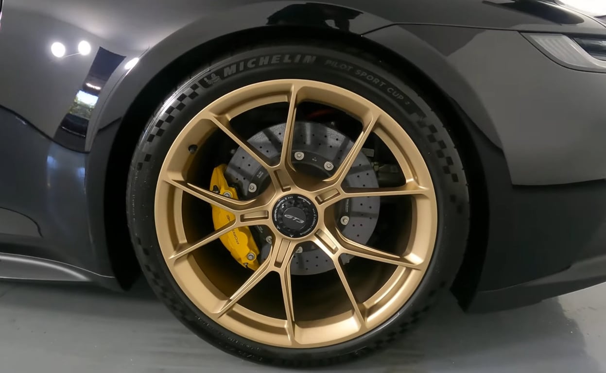 2022 Porsche 911 GT3 photo 5 of 19