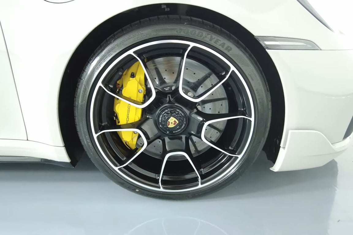 2023 Porsche 911 Turbo / Turbo S photo 8 of 18