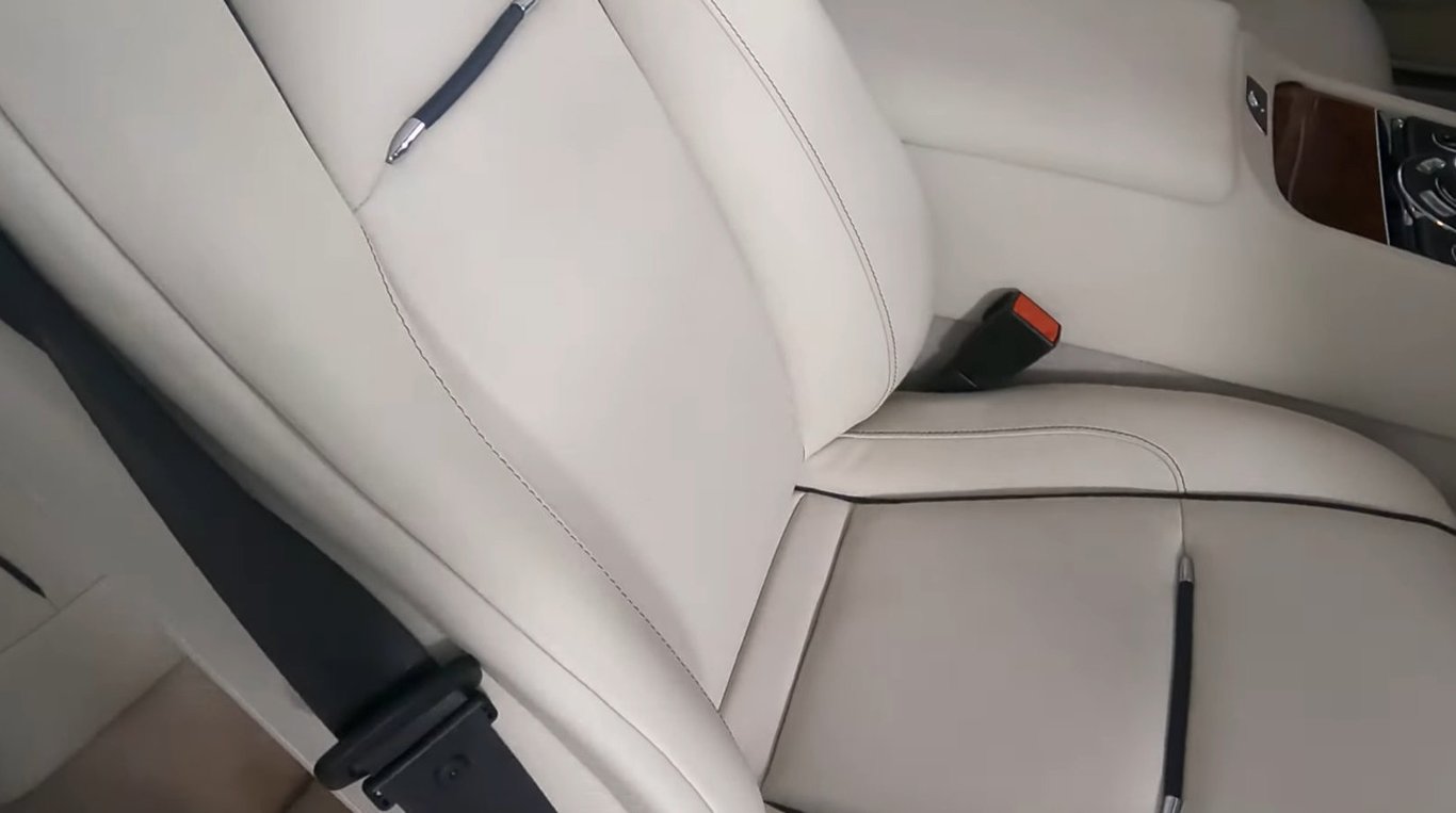 2019 Rolls-Royce Dawn photo 21 of 31