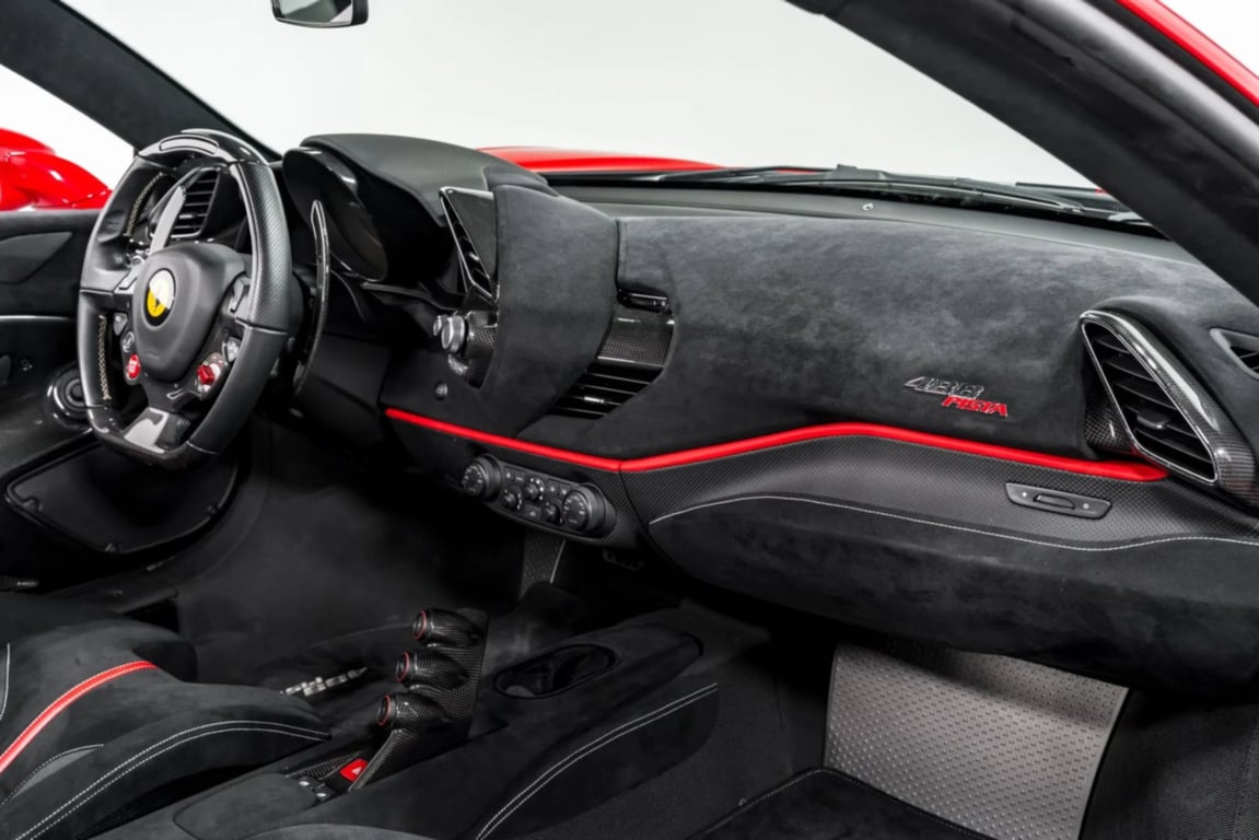 2020 Ferrari 488 Pista photo 18 of 51