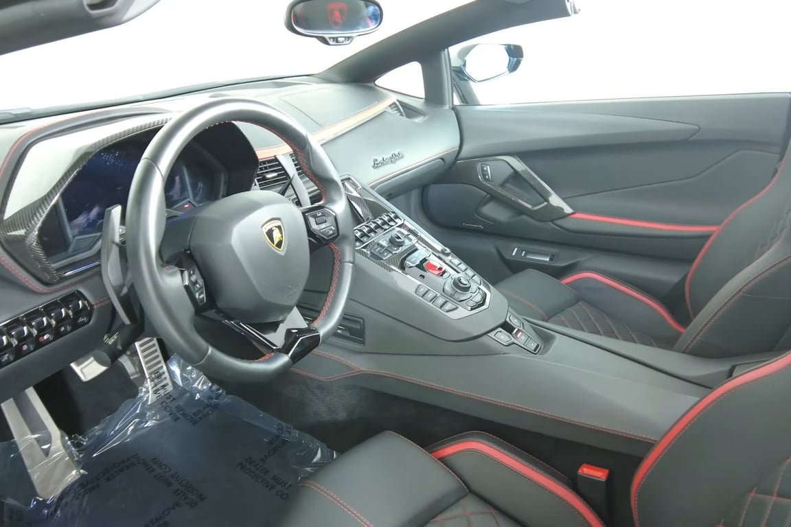 2018 Lamborghini Aventador S Roadster photo 10 of 15