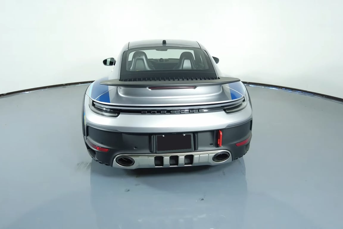 2023 Porsche 911 Dakar photo 4 of 20