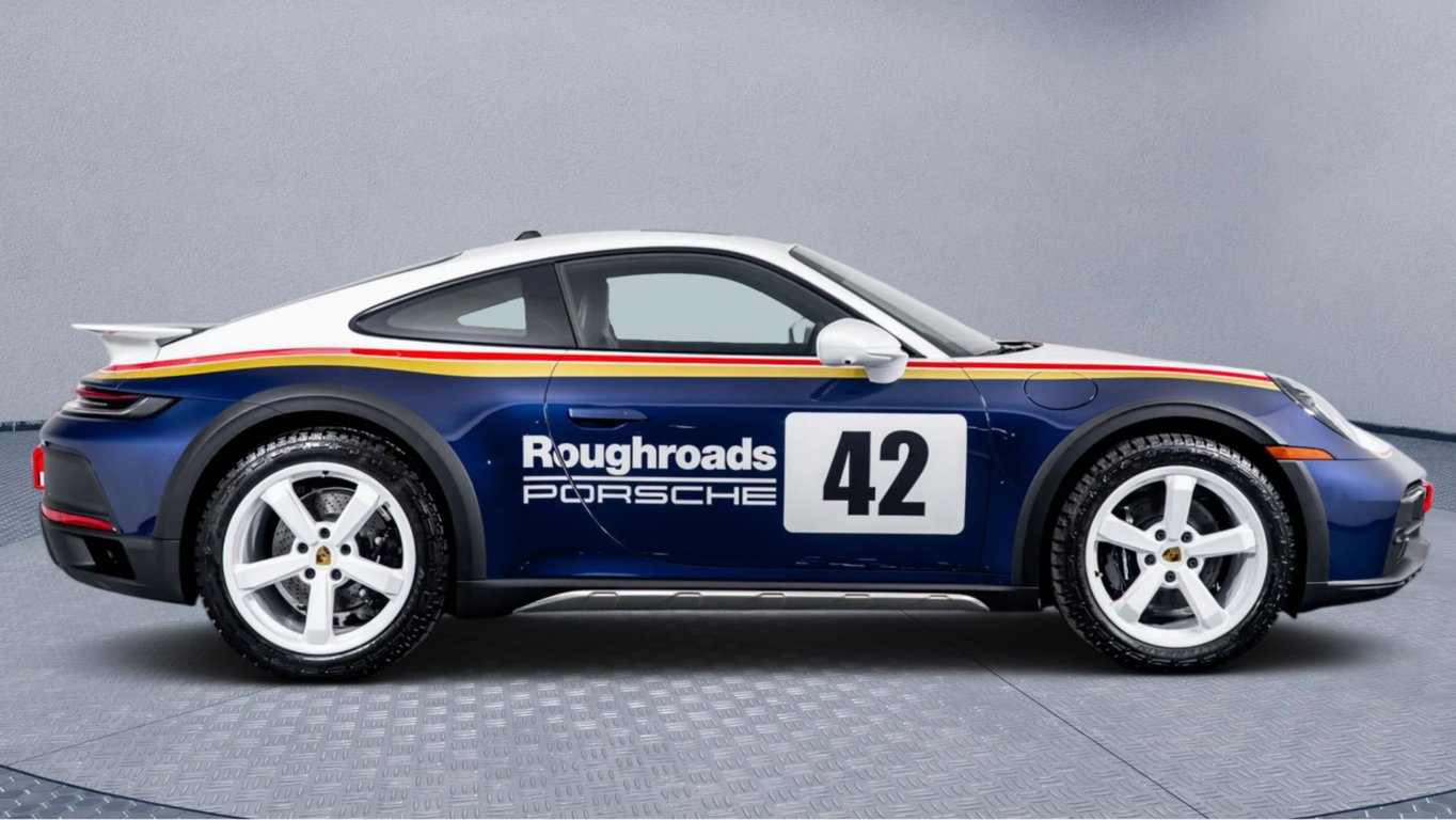 2024 Porsche 911 Dakar photo 4 of 8