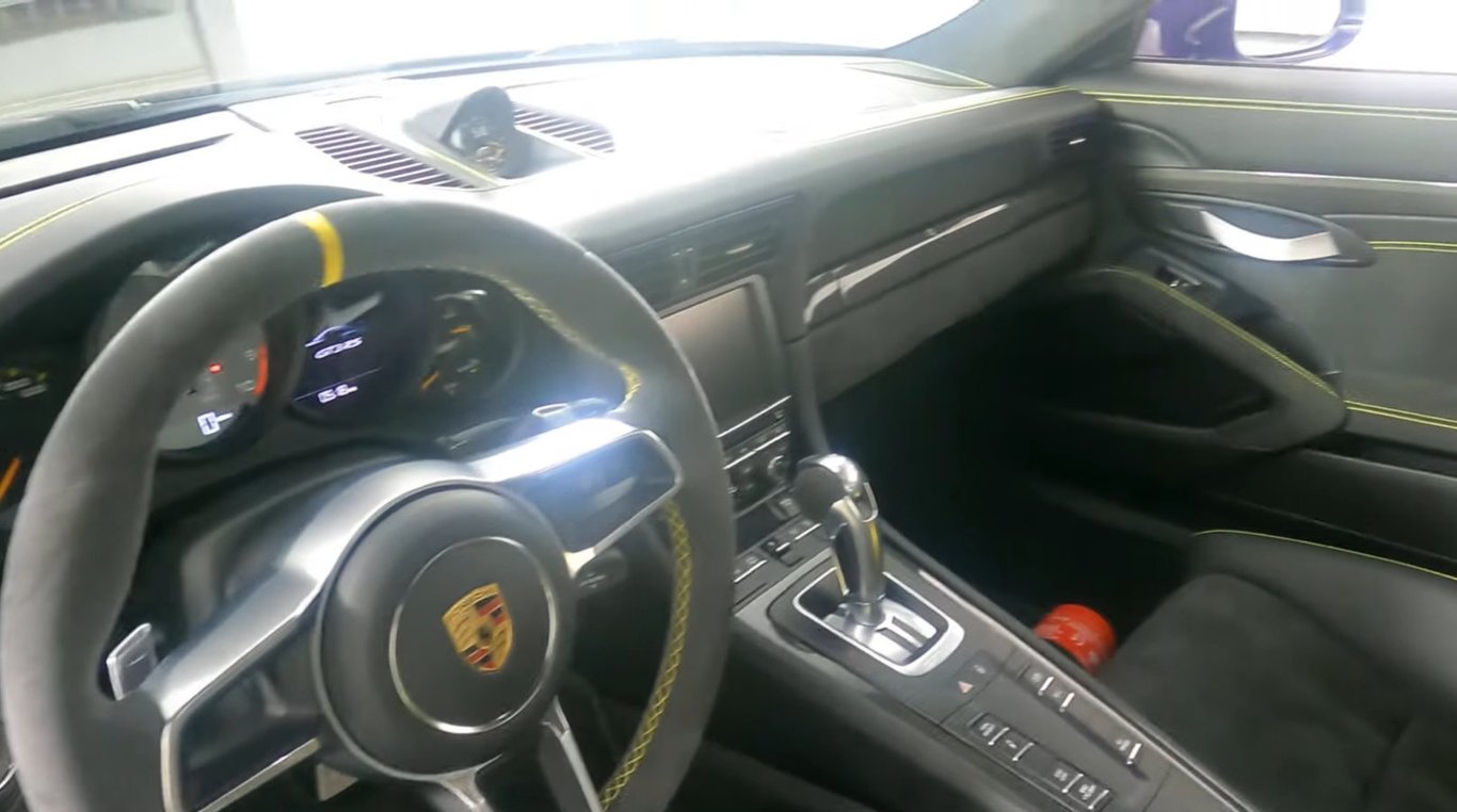 2016 Porsche 911 GT3 RS photo 9 of 28