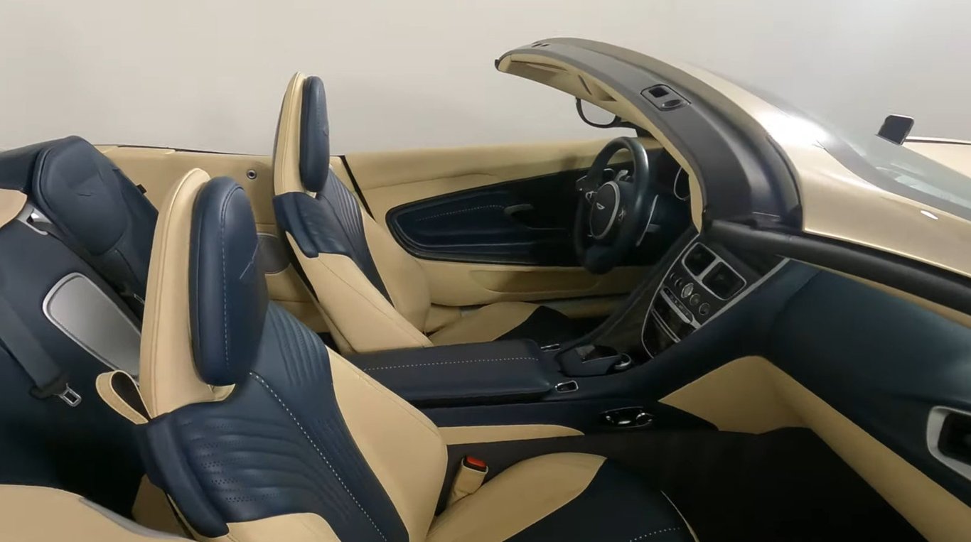 2019 Aston Martin DB11 Volante photo 22 of 33