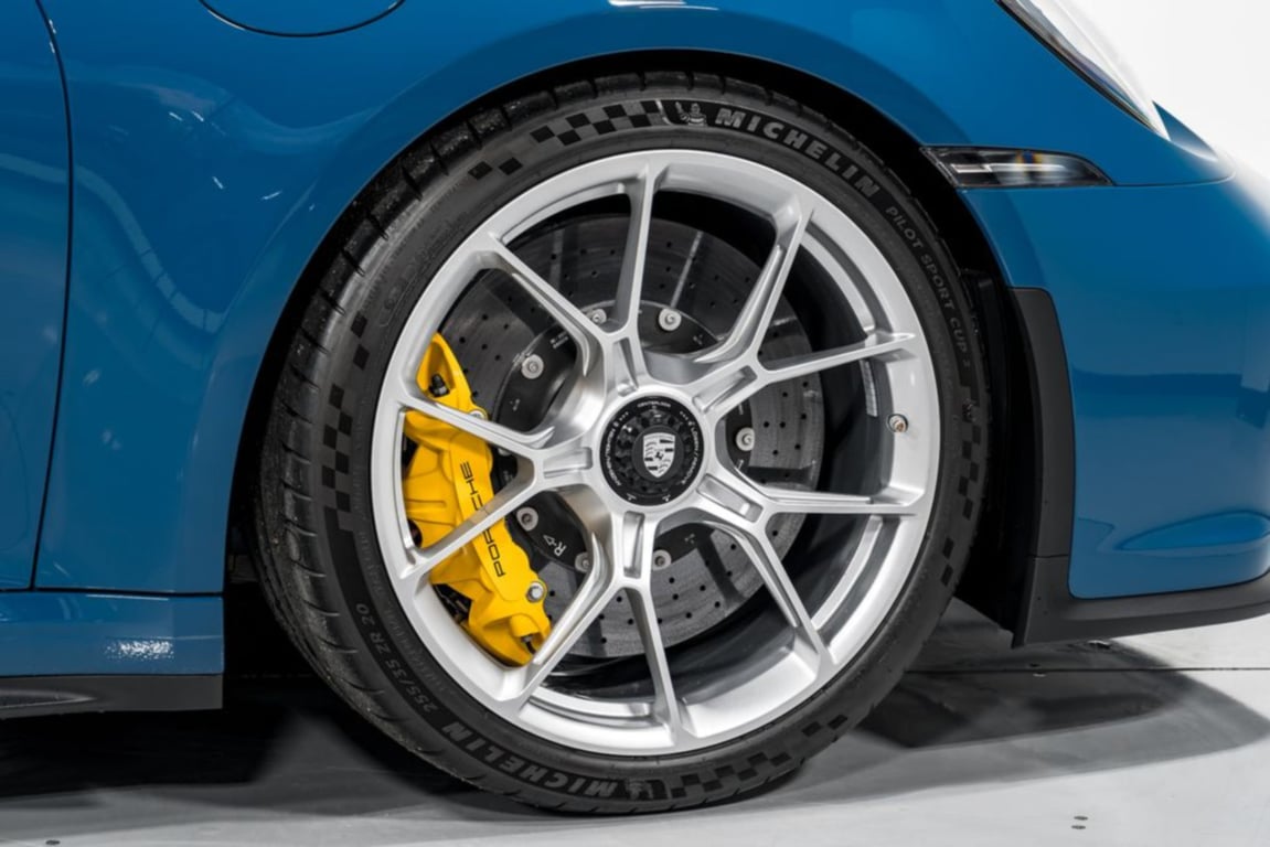 2022 Porsche 911 GT3 / GT3 Touring photo 25 of 50