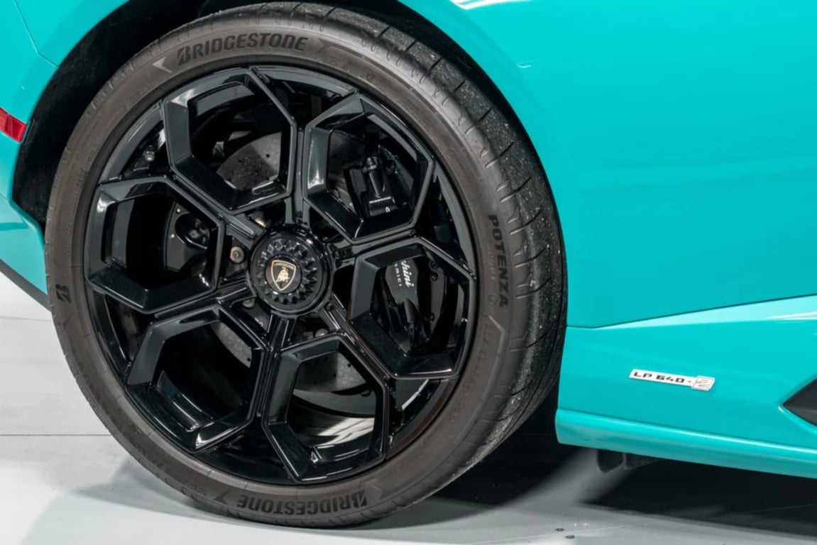 2023 Lamborghini Huracan Tecnica photo 43 of 55