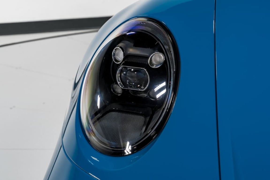 2022 Porsche 911 GT3 / GT3 Touring photo 23 of 50