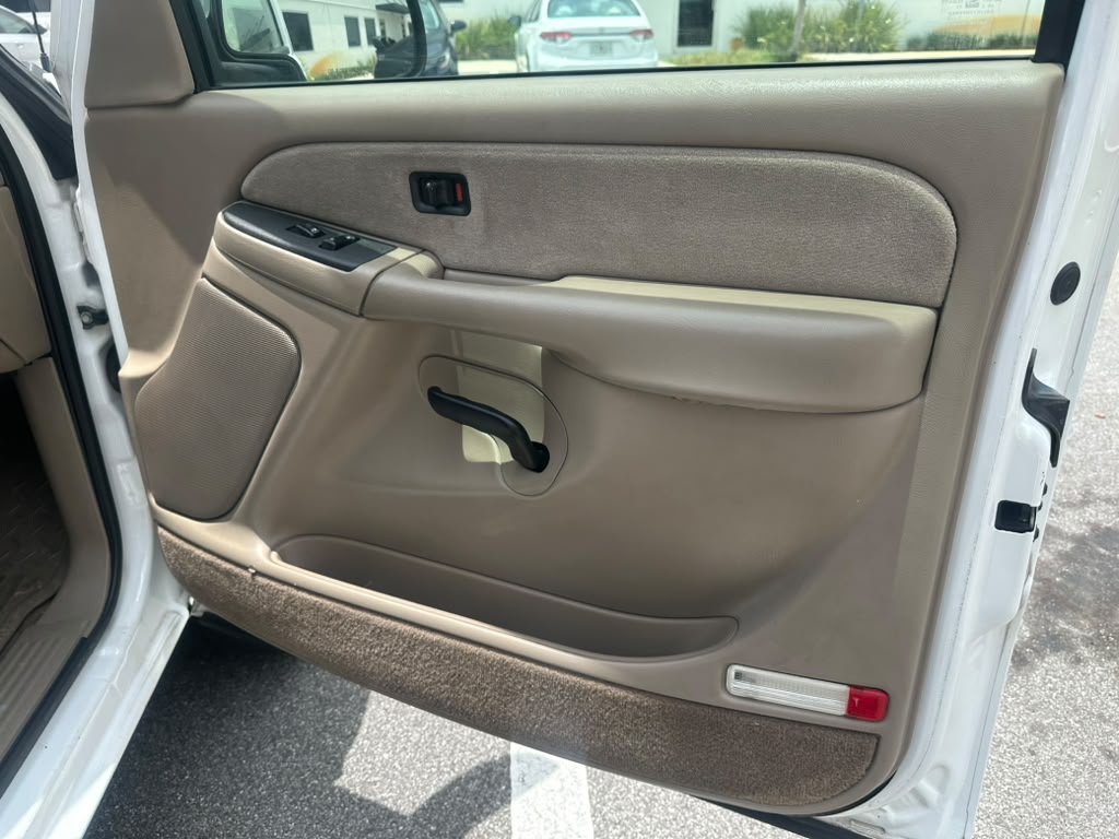2003 CHEVROLET Silverado 2500 HD LT photo 10 of 11