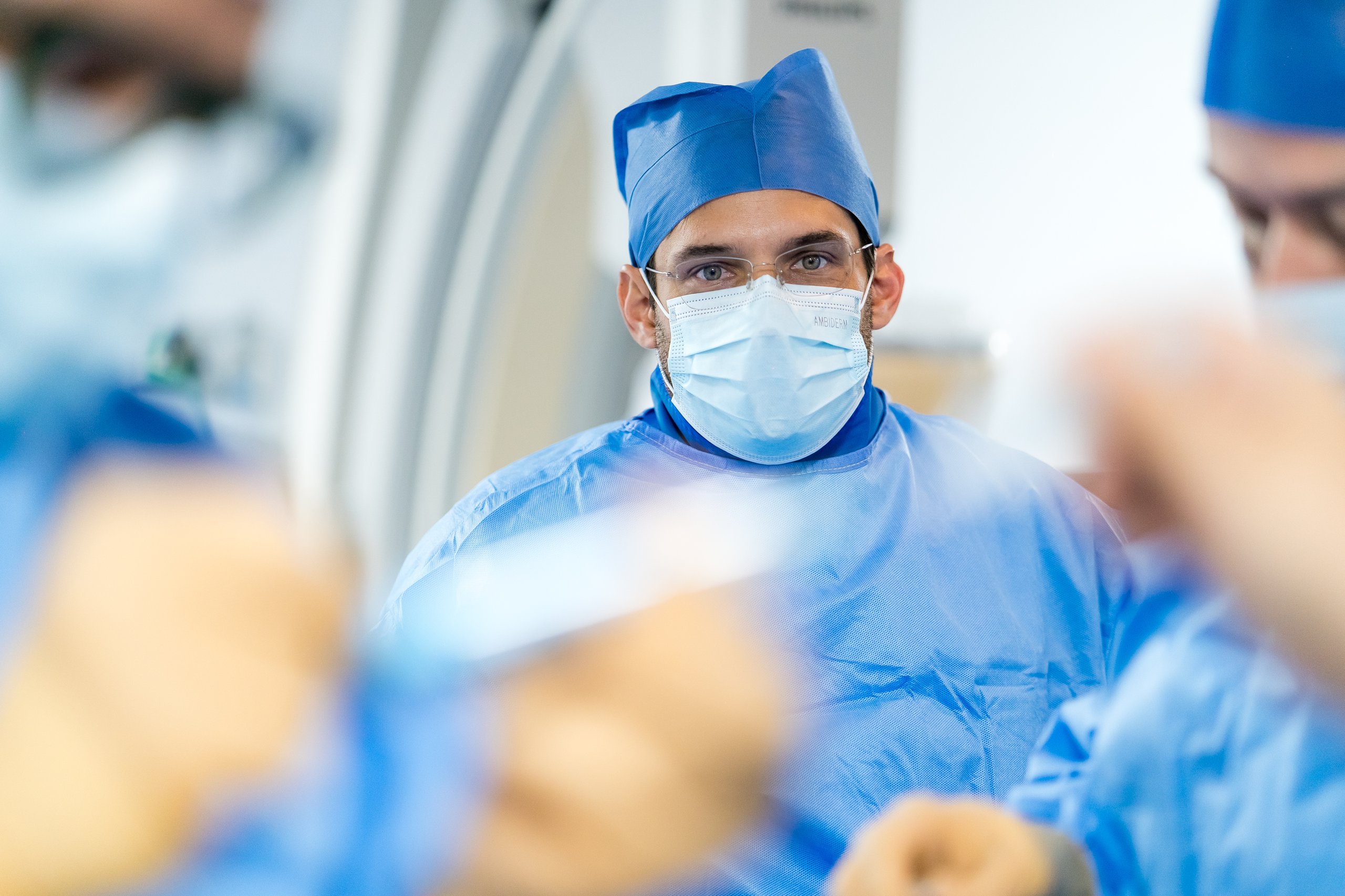Dr. Alex Pacheco Bouthillier