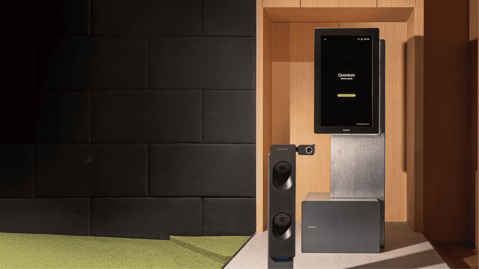 Indoor Golf Simulators for Home & Business | Golf VX