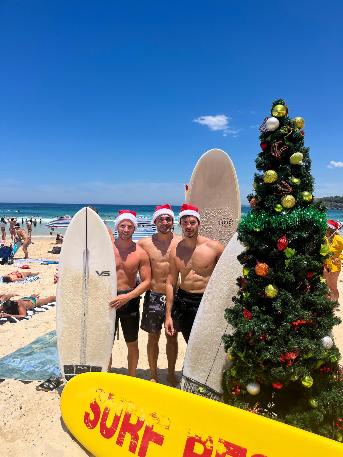 Natale in Australia Surf e Albero di Natale in Spiaggia