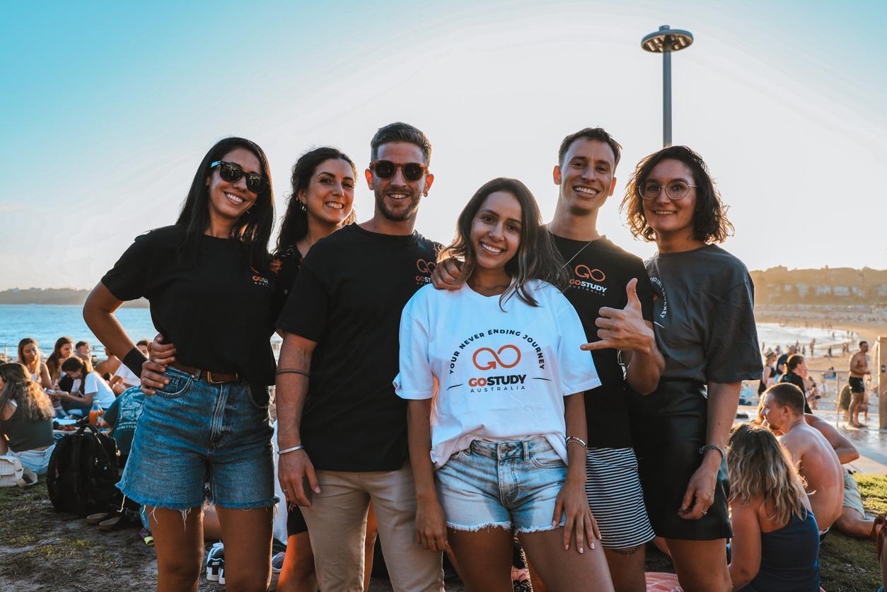 Go study team in Bondi beach