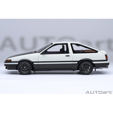 Autoart 1/18 Toyota Sprinter Trueno (AE86) “Project D” Final version 30th ann