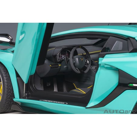 Autoart 1/18 Lamborghini Aventadot SVJ