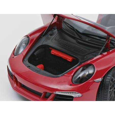 Schuco 1/18 Porsche 911 Targa 4 GTS