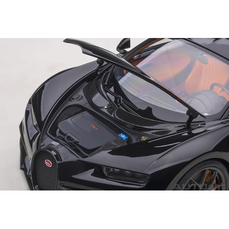 Autoart 1/18 Bugatti Chiron Sport