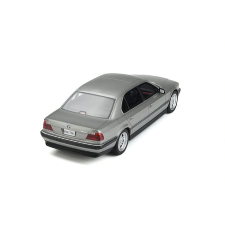 Otto Mobile 1/18 BMW E38 750 IL 1995 James Bond 007