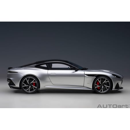 Autoart 1/18 Aston Martin DBS Superleggera