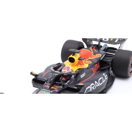 Minichamps 1/18  Red Bull Racing RB19 2 Car Set F1 RB19 No.1 Qatar GP & Sprint Formula 1 World Champion Max Verstappen